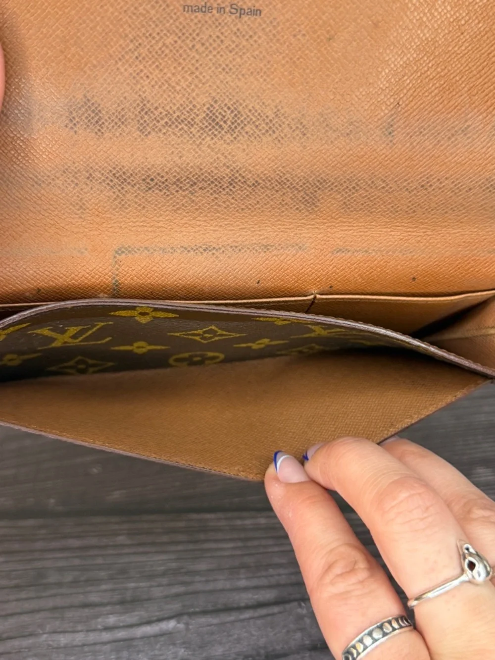 Louis Vuitton Monogram Long Bifold Wallet | Vintage | LV Checkbook Wallet - Picture 7 of 8